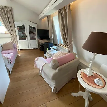 Le Studio Du Chateau Du Golf De Bernalmont